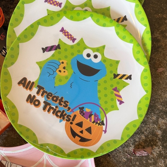 Sesame Street Other - Cookie monster Sesame Street party platter set 2